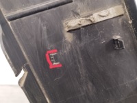 фото thumb №14, Mercedes w243 eqb молдинг крыла правый перед a2438808601