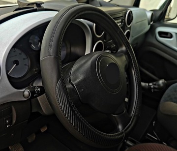 Pokrowiec na kierownice Opel Astra G H J K Corsa Meriva Mokka skóra karbon