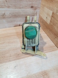 фото thumb №9, Бачок підсилювача audi a6 c5 8d0422373c