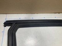 фото thumb №4, Прокладка стекло дверь правая задняя clio v 5 hb