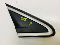 фото thumb №1, Треугольник крыла правый хром peugeot 208