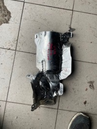 фото thumb №1, Mercedes захист теплова a2561423800