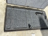 фото thumb №8, Підлога плита бардачка килимок багажника чорна mercedes w124 універсал s124
