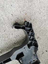 фото thumb №3, Направляющая бампера правый перед renault scenic ii 03-09