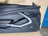 фото thumb №6, Chevrolet camaro 16+ обшивка оббивка двері лівий ліва bose шкіра