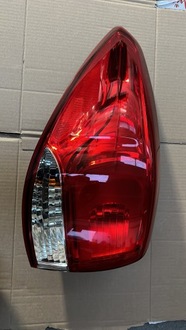 фото thumb №1, Kia carens 2012- лампа задняя левая обычная