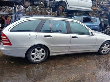 фото thumb №1, Mercedes c класс w203 универсал дверь зад левая правые c775