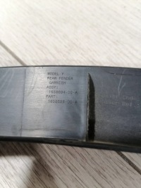 фото thumb №12, Tesla y молдинг крыло правый задняя 1658694-00-a