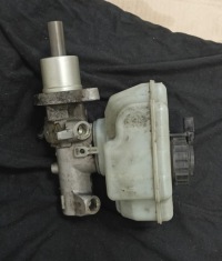 фото thumb №1, Помпа гальмівна skoda octavia ii 2.0 tdi