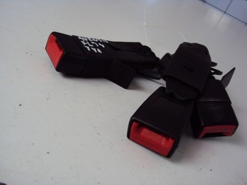 фото thumb №2, Застібка ременів зад toyota avensis t27 рестайлінг 11-