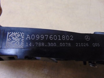 фото thumb №7, Кронштейн крепление ручка mercedes w177 левый зад