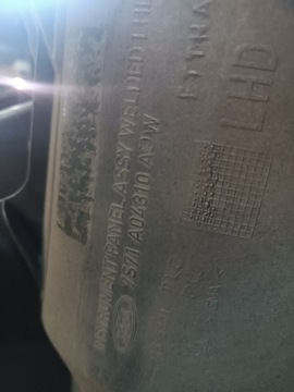 фото thumb №7, Панель консоль капот ford mondeo mk4