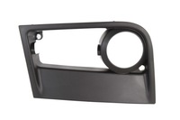 фото thumb №1, Mercedes actros mp4 рамка заглушка противотуманной фары левая