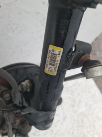 фото thumb №6, Rav4 v амортизационная стойка правый перед поворотный кулак 2,5 гибрид