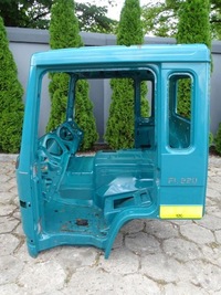 фото thumb №1, Volvo fl6 00-06 обшивка левая bok порог
