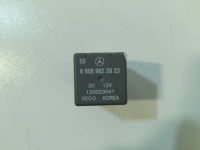 фото thumb №1, Mercedes w177 w205 w247 реле szary 4 контакти a0009822923