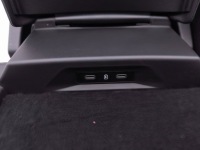 фото thumb №8, Renault scenic e-tech v 2024 задние сиденье