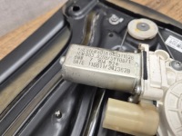 Bmw 6 f12 кабриолет  механизм стекло правый задний  подъемник стекло задняя 7303788 Цена, фото thumb