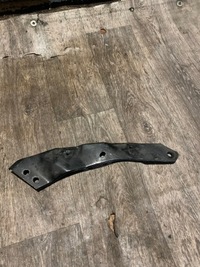 фото thumb №1, Кронштейн лампи правий перед vw golf vi 5k0806930b