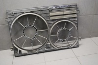 фото thumb №1, Корпус вентиляторів vw golf v 2.0 tdi 1k0121207g