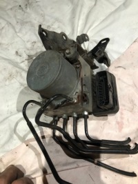 фото thumb №1, Lexus nx200t насос abs