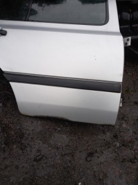 Скло кузовна багажника права задні задня задня vw golf 3 97r універсал Київ, фото thumb