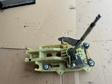 фото thumb №1, Домкрат зміни коробки передач volvo v50 2004-2007 30711902