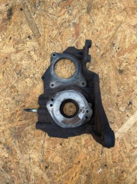 фото thumb №1, Кронштейн кронштейн насоса navara d40 2.5 2007 yd25