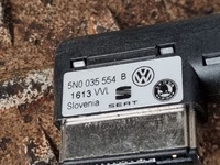 фото thumb №5, 2013 volkswagen golf vii роз'єм aux 5g0035222a