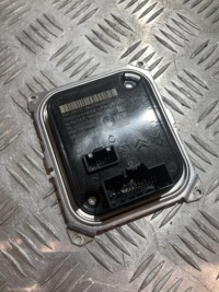 фото thumb №1, Перетворювач лампи правої модуль peugeot 308 t10 p5 iii 21-