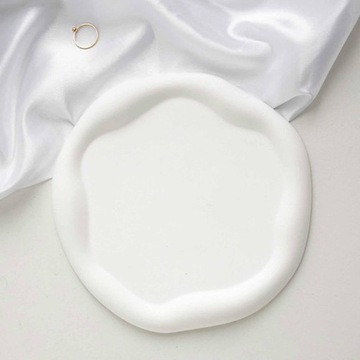 Dekoracyjne tace na biżuterię w stylu C 18,5 cm