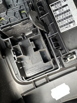 фото thumb №6, Megane iv захист pod керма консолі ліва 689216648r 251631232r