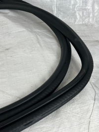 фото thumb №9, Mercedes gle 167 уплотнитель дверь задняя a1676972600