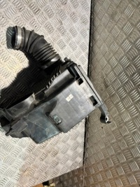 фото thumb №1, Корпус фільтра повітря dacia duster 165009775r