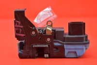 фото thumb №1, Замок дверь правый перед передний eu 8650546 volvo v70 2 ii 00-08