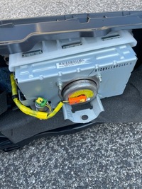 фото thumb №5, Hilux консоль с подушка original ladna