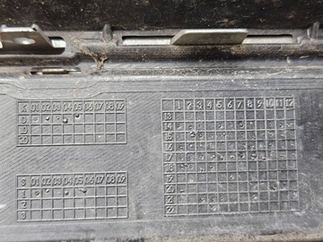 фото thumb №10, Нижня решітка бампера передньої перед volkswagen touareg ii 7p6853677f