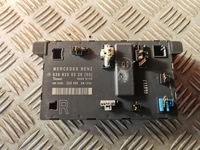 фото thumb №1, Mercedes-benz оригінальний номер модуль двері 6398200326