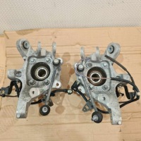 Maserati levante sq4 3.0 v6 поворотный кулак ступица задняя задний  правая в Украине, фото thumb