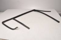 фото thumb №1, Volvo v60 cc прокладка дверь правая задняя czarna