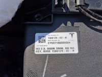 Tesla model 3 рестайлінг  оббивка двері права задній задня обшивка 1588129-02-b Зі Шроту, фото thumb