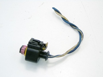 фото thumb №1, Штекер разъём 1.3 cdti corsa c meriva ignis combo