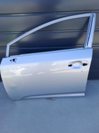 фото thumb №1, Toyota avensis t27 двері ліва