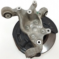 фото thumb №1, Ступица поворотный кулак правый задняя mercedes w246 w176 w117