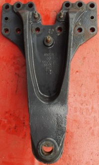 фото thumb №2, Scania r 420 кронштейн кронштейн кронштейн рессора 1799578