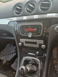 фото thumb №1, Ford mondeo mk4 s-max mk1 galaxy mk3 focus ii радио sony 6cd mp3 2008 r код