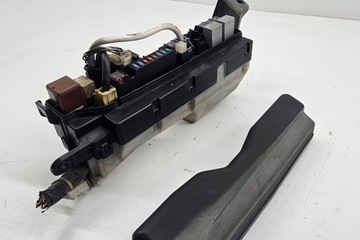 фото thumb №8, Коробка запобіжників toyota corolla _e12_ 8179pa1 2.0l дизель 85kw 2006