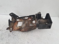 фото thumb №3, Основание аккумулятор alfa romeo 147 1.6 16v