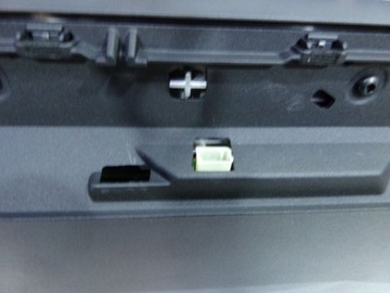 фото thumb №12, Bmw 7 g70 монітор зад bmw theatre екран 20 km