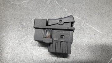 6849405 Выключатель обогрева ЗЕРКАЛА VOLVO 850